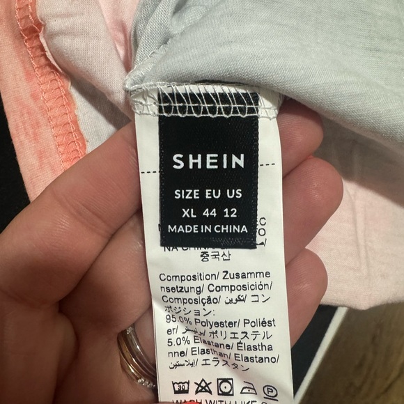 Never worn XL shirt - Picture 2 of 3